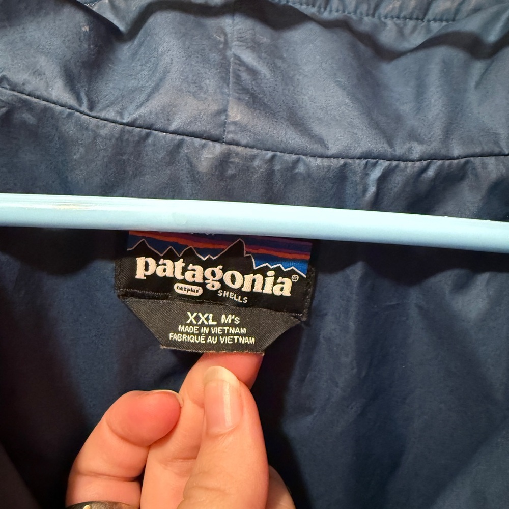 Patagonia Blue Shell Jacket - Picture 2 of 4